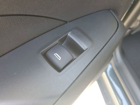 New 2026 Chevrolet Trax LT image 16