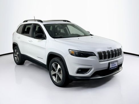 Used 2022 Jeep Cherokee Limited AWD/4WD image 3