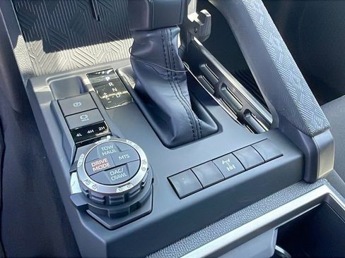New 2026 Toyota Tacoma TRD Off-Road AWD/4WD image 15