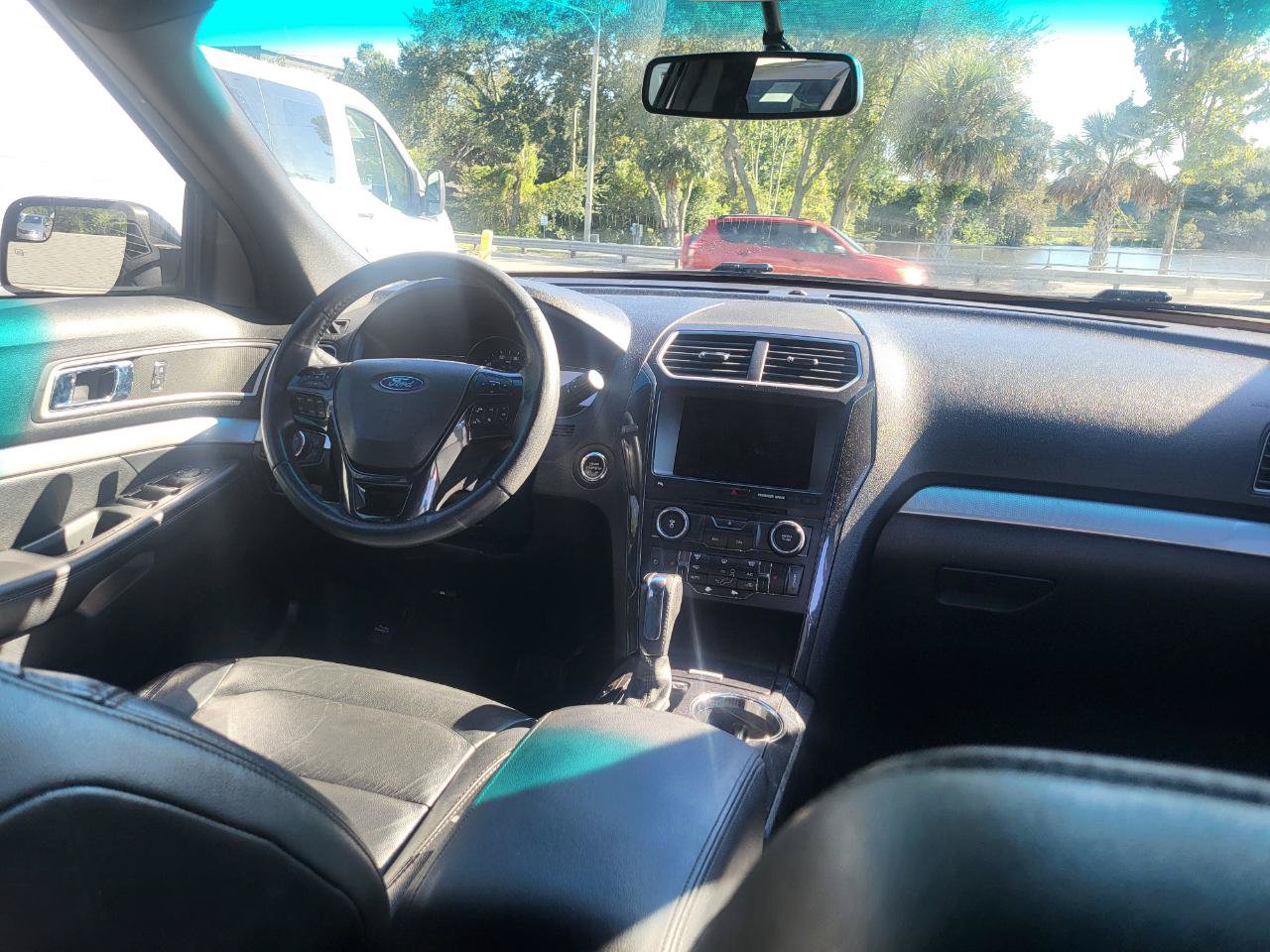 Used 2016 Ford Explorer XLT w/ Equipment Group 202A FWD image 19