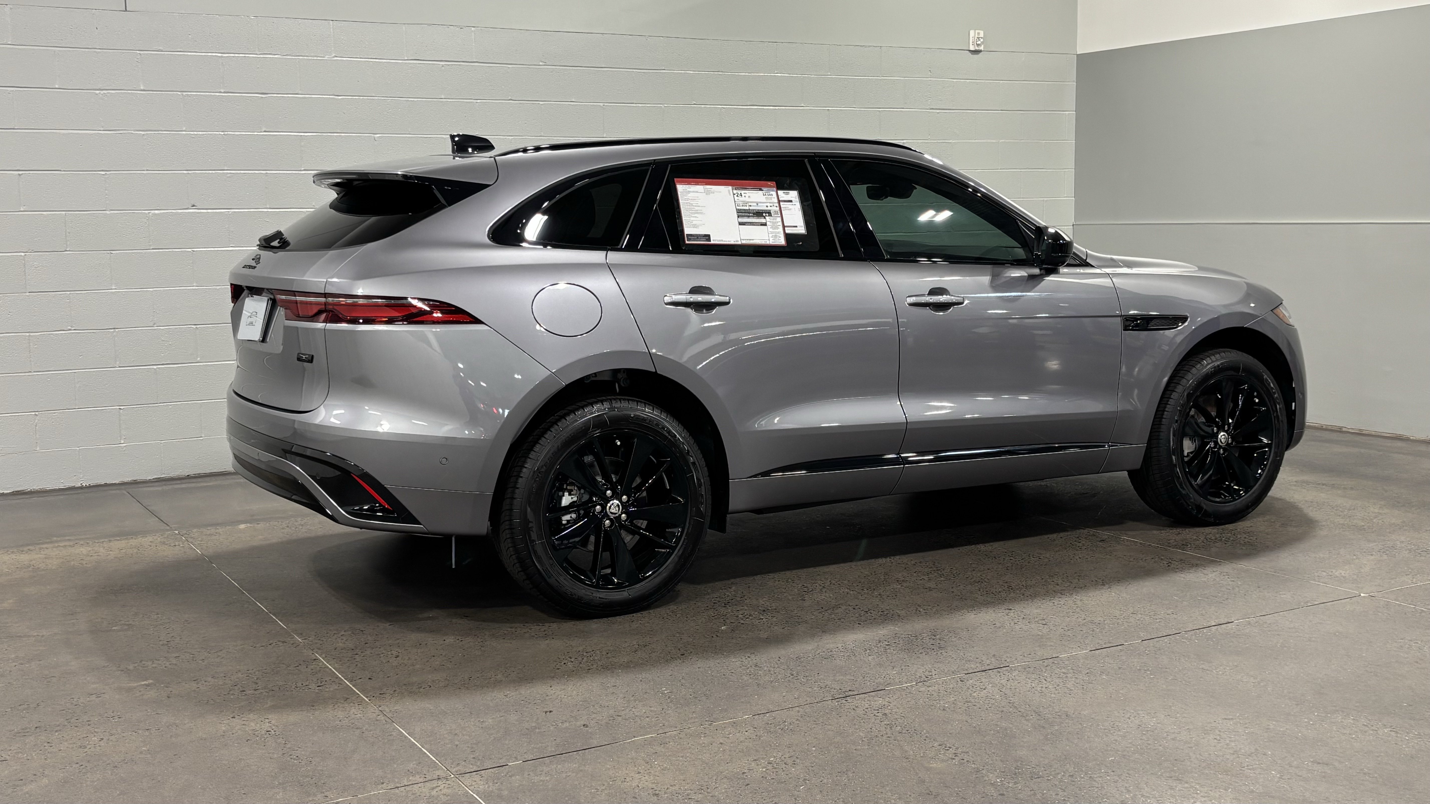 New 2026 Jaguar F-PACE R-Dynamic S AWD/4WD image 2