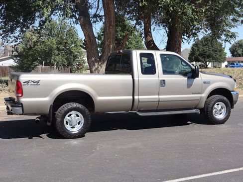 Used 2002 Ford F250 XL AWD/4WD image 4