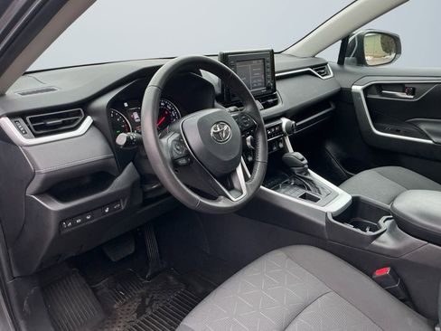 Certified 2022 Toyota RAV4 XLE w/ Convenience Package image 12