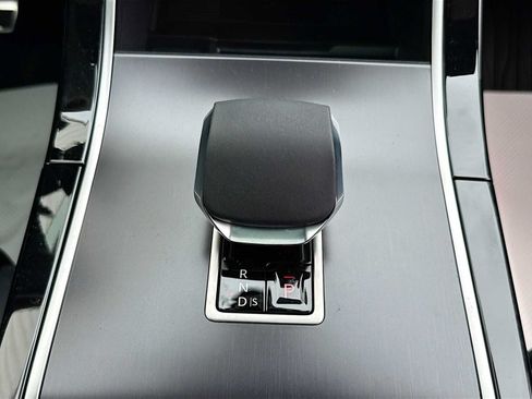 New 2026 Land Rover Range Rover Velar Autobiography AWD/4WD image 10