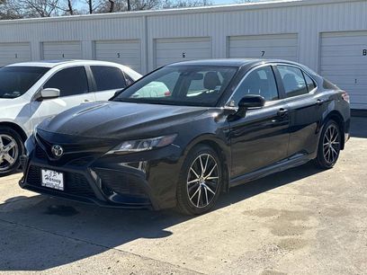 Used 2021 Toyota Camry SE w/ Cold Weather Package