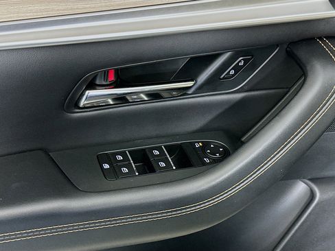 Used 2024 MAZDA CX-90 Plug-In Hybrid w/ Premium Pkg AWD/4WD image 15