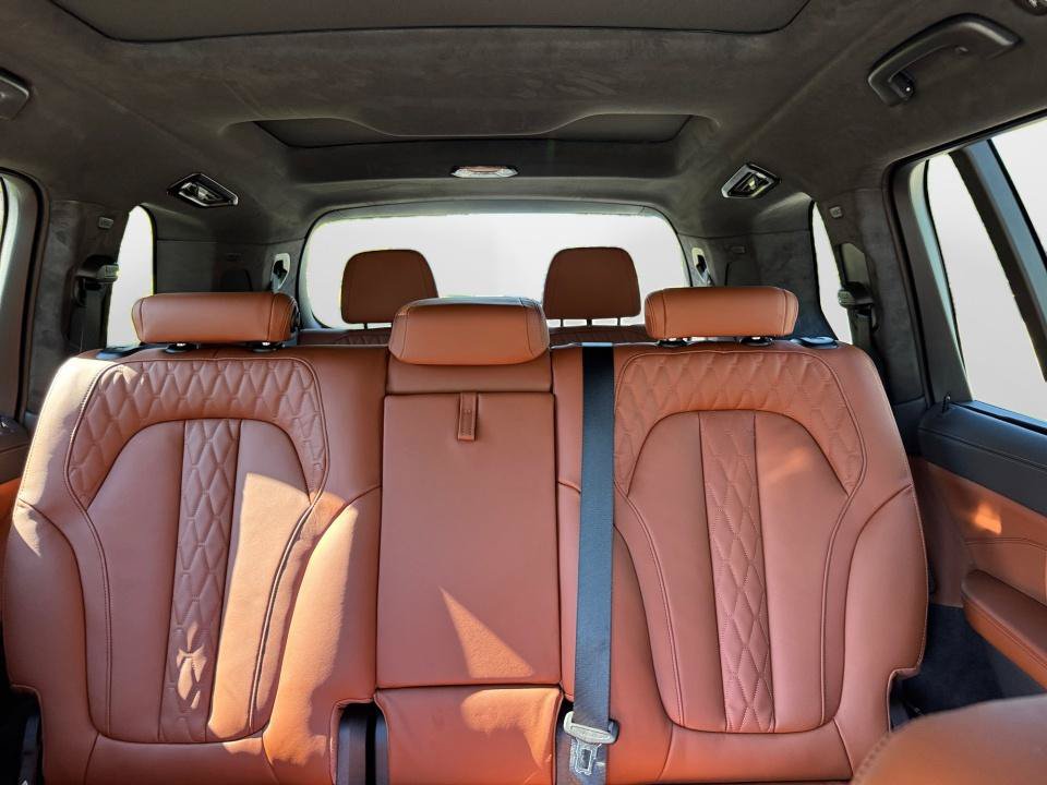 New 2027 BMW X7 xDrive40i w/ Executive Package AWD/4WD image 12