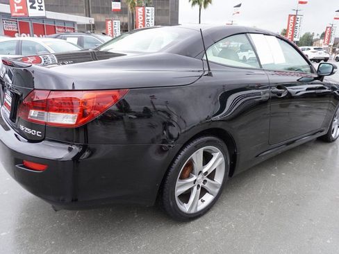 Used 2012 Lexus IS 250C image 22