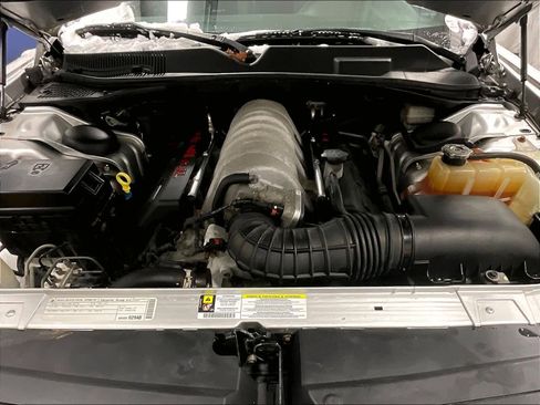 Used 2010 Dodge Challenger SRT8 w/ SRT Option Group II image 29