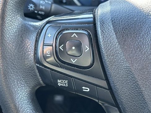 Used 2017 Toyota Camry LE image 22