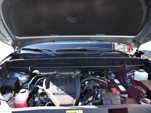 Used 2023 Toyota Highlander Limited image 27