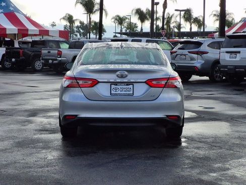 Used 2019 Toyota Camry LE image 7