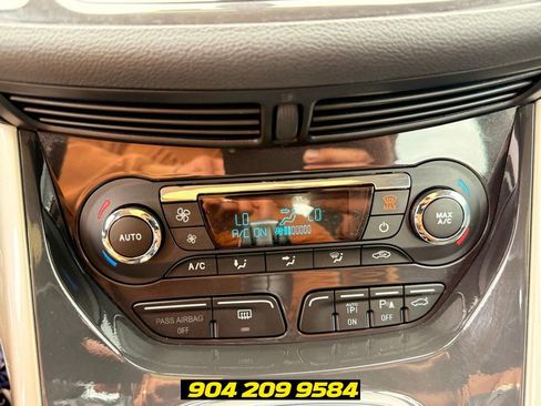 Used 2015 Ford C-MAX SEL w/ Equipment Group 303A FWD image 18