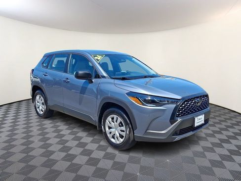 Used 2024 Toyota Corolla Cross L AWD/4WD image 1