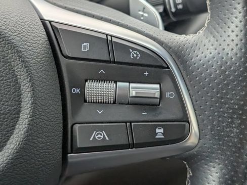 Used 2023 Genesis G70 2.0T RWD image 23