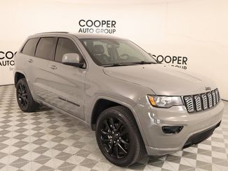 Used 2020 Jeep Grand Cherokee Altitude image 1