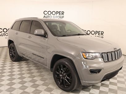 Used 2020 Jeep Grand Cherokee Altitude