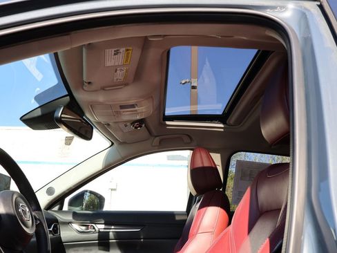 Used 2023 MAZDA CX-5 Carbon Edition image 10