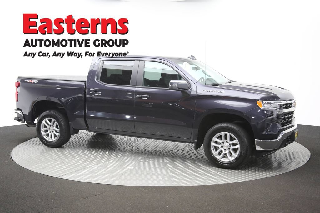 Used 2023 Chevrolet Silverado 1500 LT AWD/4WD image 50