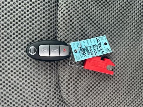 Used 2020 Nissan Frontier SV image 34