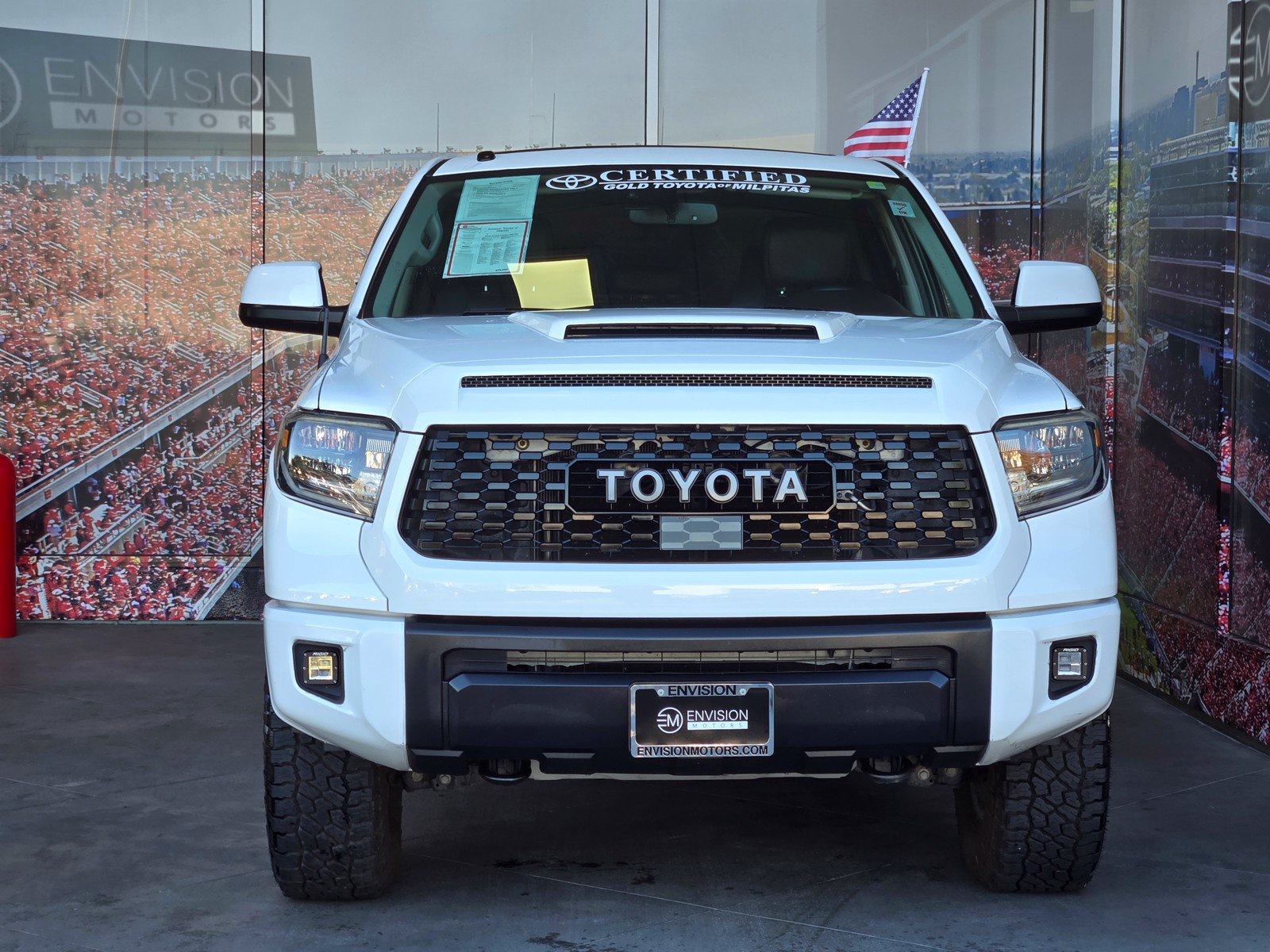 Certified 2019 Toyota Tundra TRD Pro AWD/4WD image 3