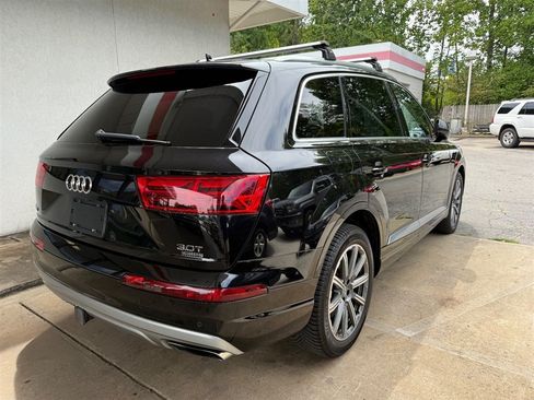 Used 2018 Audi Q7 3.0T Prestige AWD/4WD image 3