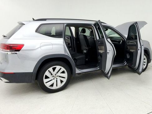 Used 2021 Volkswagen Atlas SE image 14