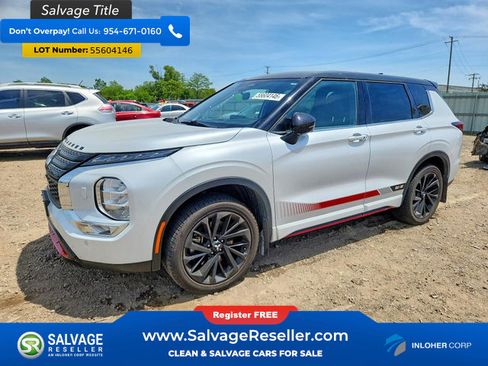 Used 2023 Mitsubishi Outlander SE AWD/4WD image 1
