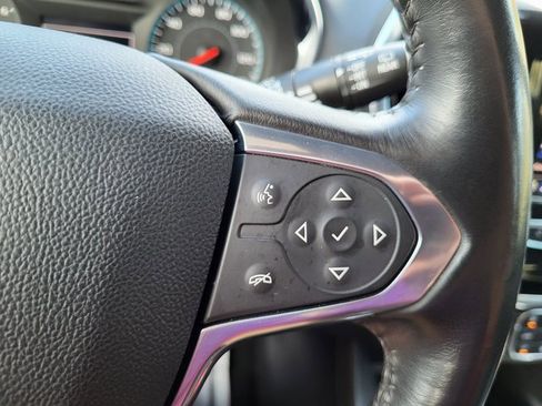 Used 2022 Chevrolet Traverse LT w/ LPO, Cargo Package image 18