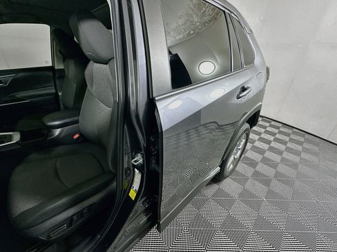 Used 2023 Toyota RAV4 XLE w/ Convenience Package FWD image 12