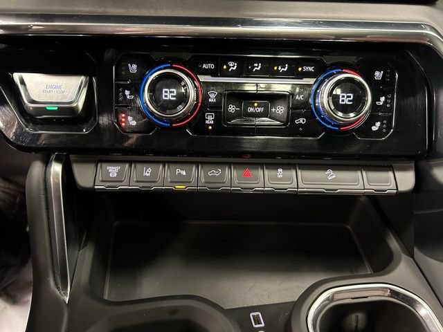 Used 2024 GMC Sierra 3500 Denali Ultimate AWD/4WD image 26