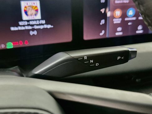 Used 2024 Lucid Air Touring AWD/4WD image 25