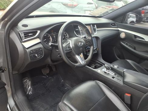 Used 2019 INFINITI QX50 Essential w/ Sensory Package FWD image 15