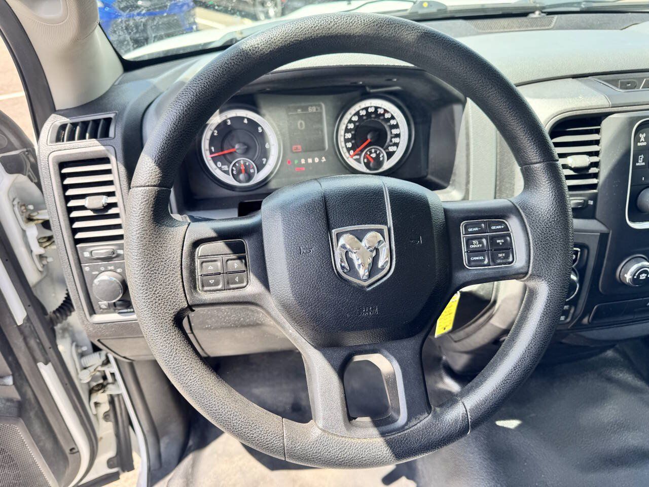 Used 2014 RAM 1500 Tradesman AWD/4WD image 23