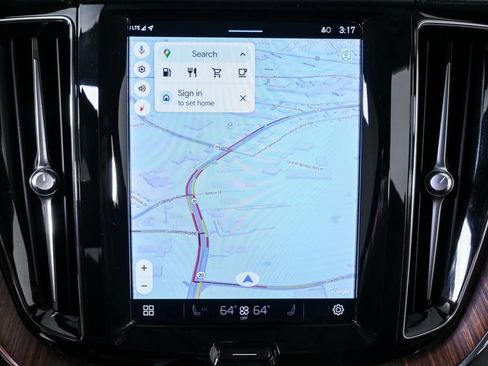 Certified 2023 Volvo XC60 B5 Ultimate image 17