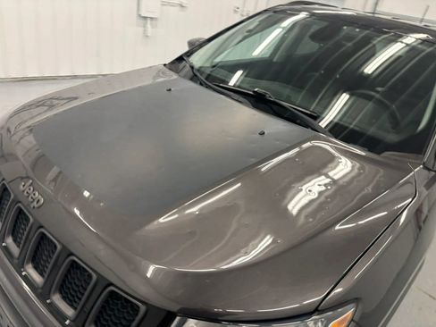 Used 2017 Jeep Compass Trailhawk w/ Leather Interior Group AWD/4WD image 24