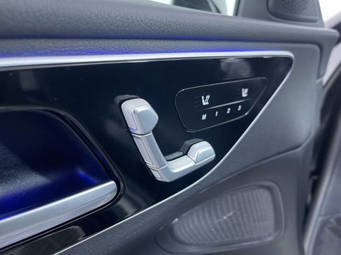 Used 2025 Mercedes-Benz C 300 4MATIC Sedan image 15