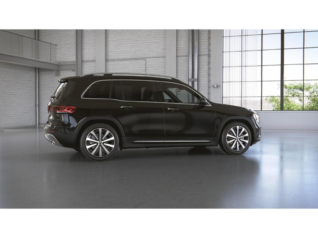 Certified 2023 Mercedes-Benz GLB 250 image 19