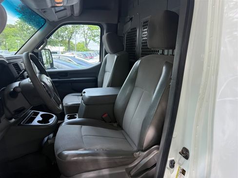 Used 2014 Nissan NV 2500 SV w/ Technology Package RWD image 8