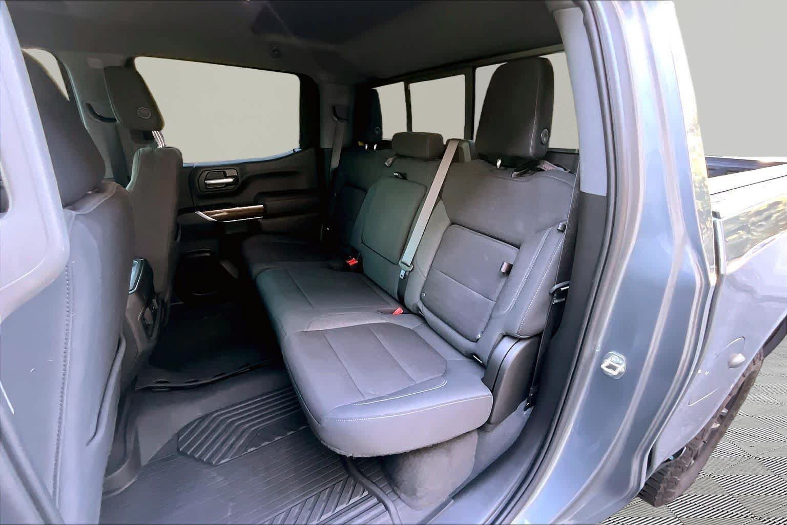 Used 2021 Chevrolet Silverado 1500 LT Trail Boss w/ Convenience Package II AWD/4WD image 21