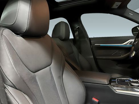 Certified 2023 BMW i4 eDrive40 w/ Premium Package RWD image 31
