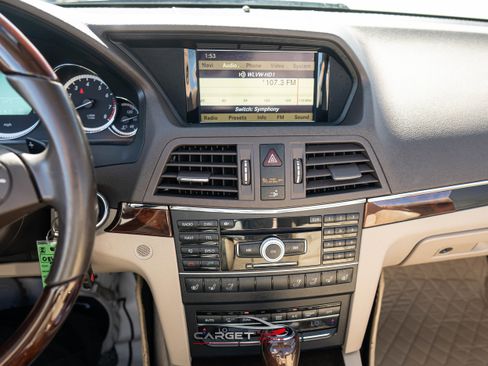 Used 2011 Mercedes-Benz E 350 Cabriolet image 27