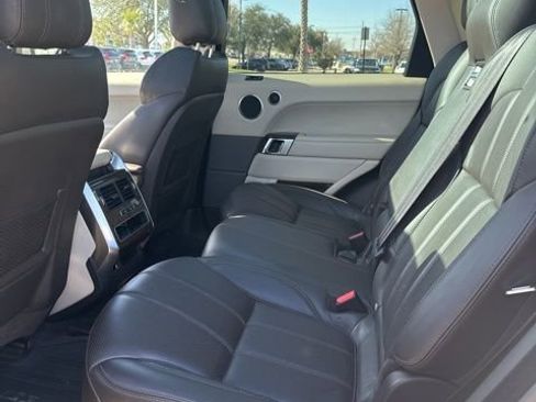 Used 2016 Land Rover Range Rover Sport HSE image 5