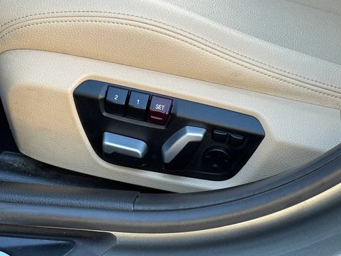 Used 2018 BMW 330i Sedan w/ Convenience Package RWD image 31