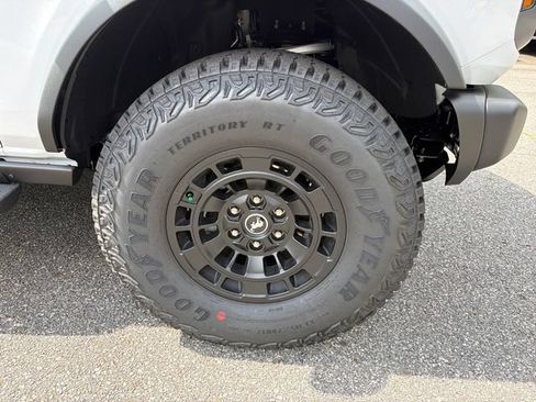New 2026 Ford Bronco Badlands AWD/4WD image 12