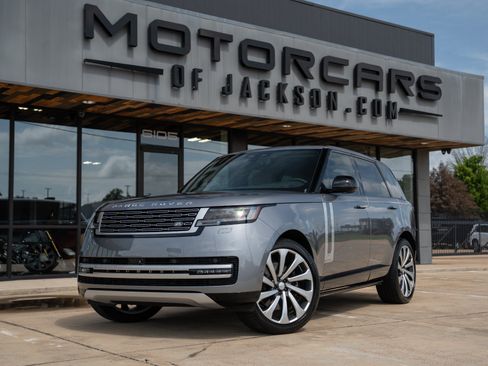 Used 2025 Land Rover Range Rover Autobiography AWD/4WD image 1