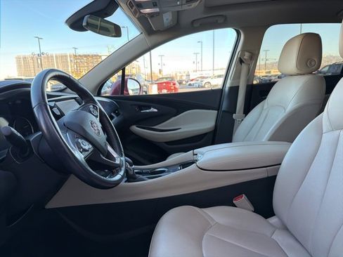 Used 2018 Buick Envision Premium image 22