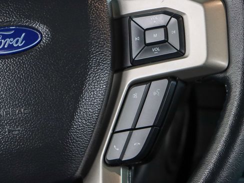 Used 2022 Ford F250 Lariat w/ Tremor Off-Road Package image 15