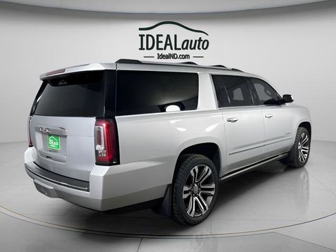 Used 2019 GMC Yukon XL Denali w/ Denali Ultimate Package image 6