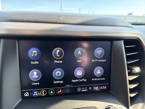 Used 2023 GMC Acadia Denali w/ Denali Technology Package image 32